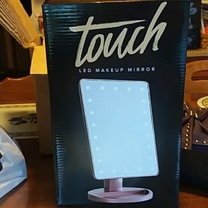 *SALE*Impressions Vanity TOUCH LED Makeup Mirror